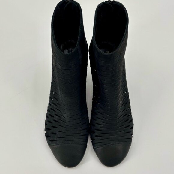 Elena Iachi Black Leather Woven Ankle Boots Size 39 US 9 - Picture 2 of 13